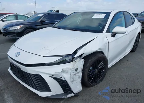 2025 Toyota Camry Se z USA, uszkodzony, nr VIN 4T1DAACK5SU627057